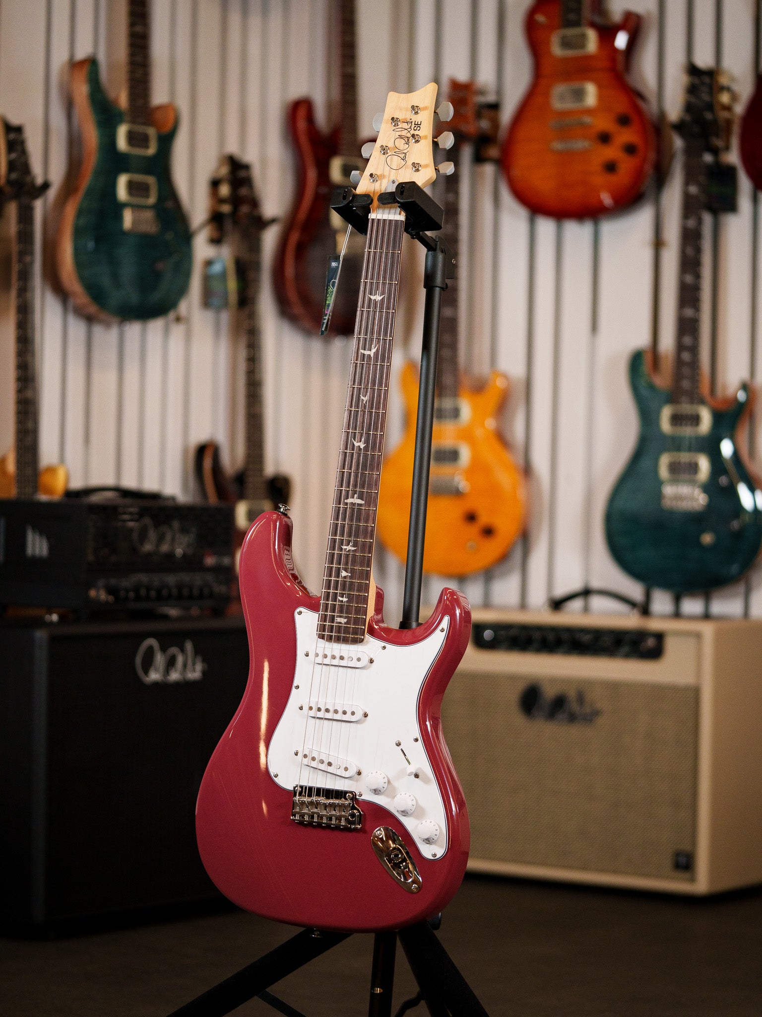 PRS SE SILVER SKY DERBY RED – Tarará Music