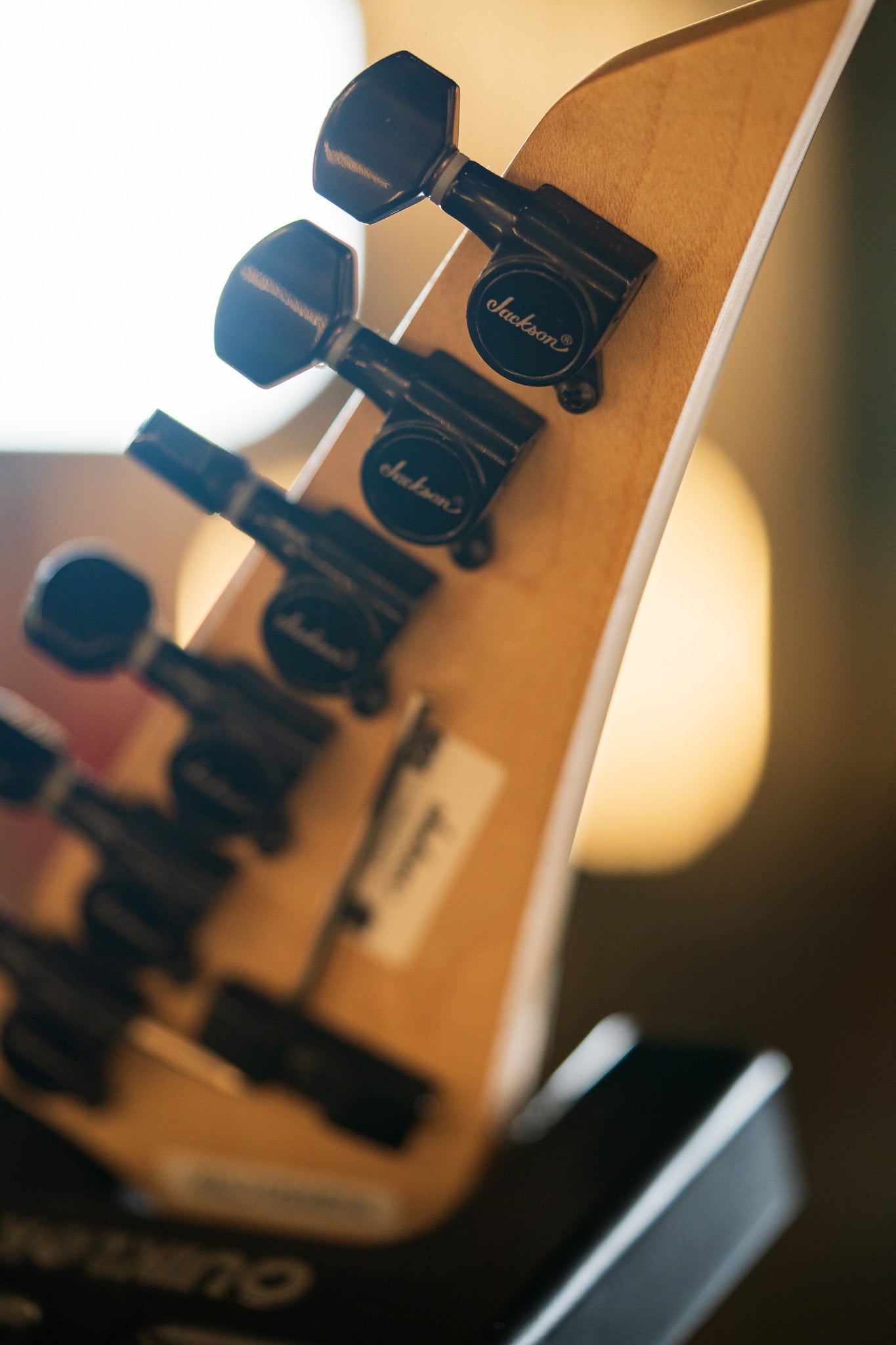 JACKSON PRO DINKY DK2RMG-M – Tarará Music