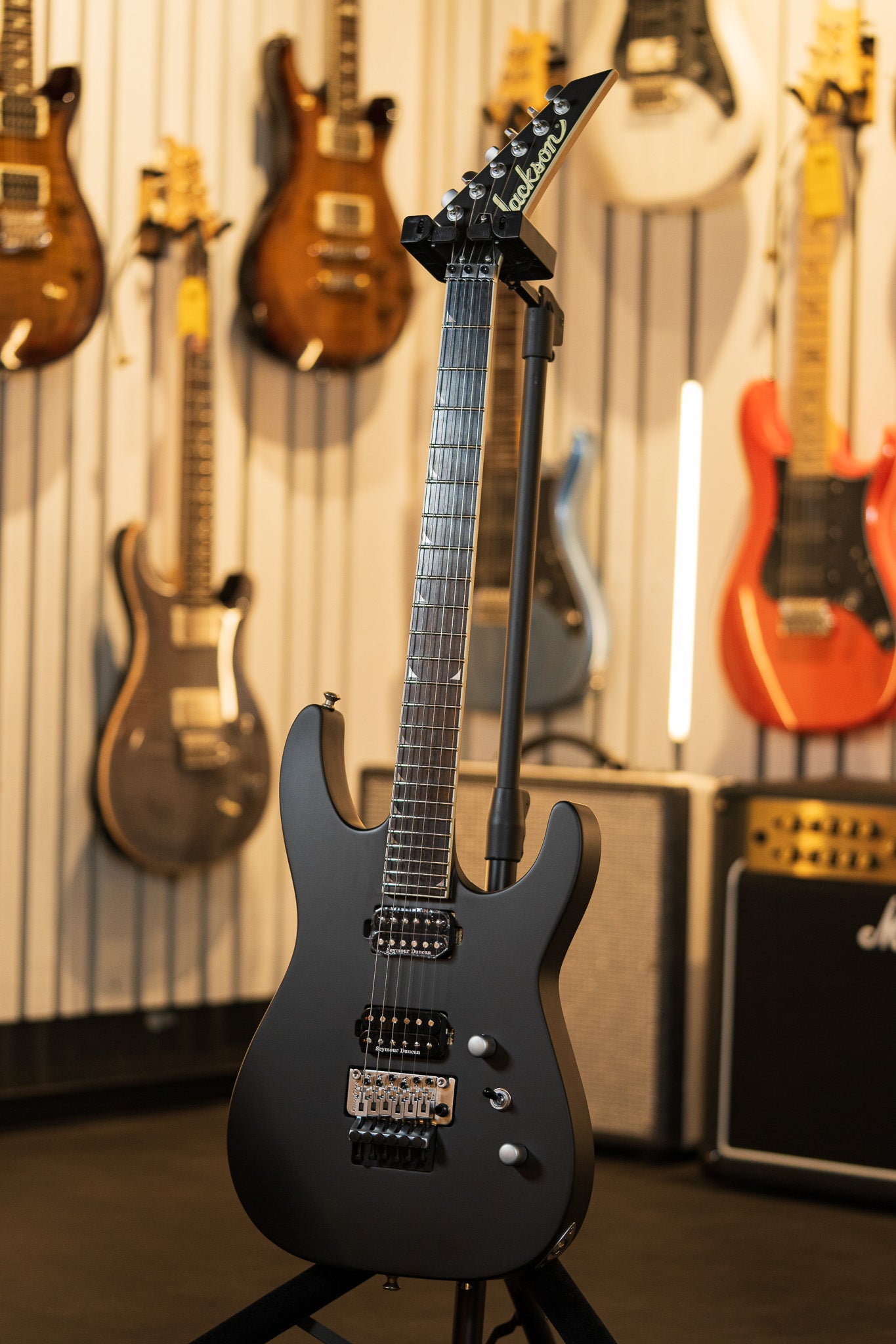 JACKSON PRO SERIES SL2 SOLOIST - SATIN BLACK – Tarará Music